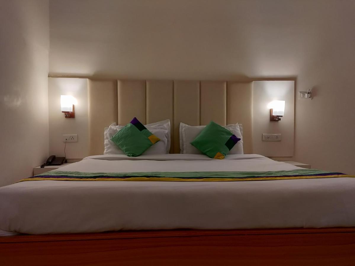 Tulip Palm Hotel Jaipur Exterior photo